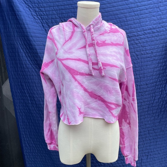 bella canvas tie dye shirts